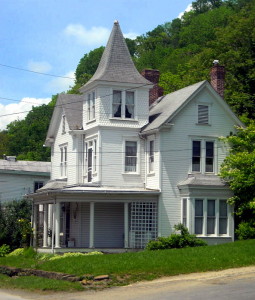 Queen Anne home at Worthington, West Virginia, Marion County, Monongalia Valley Region