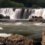 Middle falls at Sandstone Falls