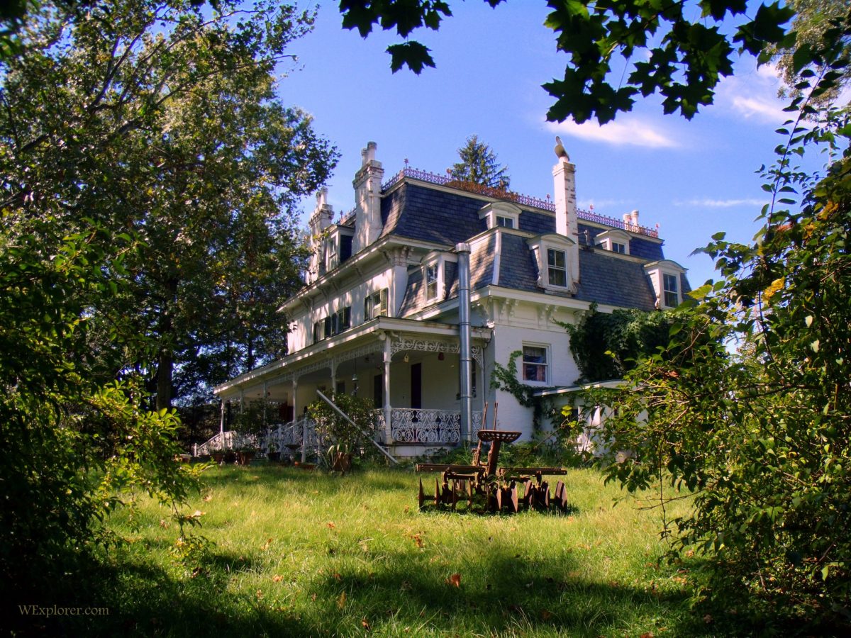 Mansion at Ravenswood