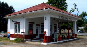 Westbrook's Esso in Kingwood, WV, Preston County