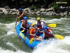 Paddlers on lower Potomac River, Potomac River Whitewater Rafting, River Riders