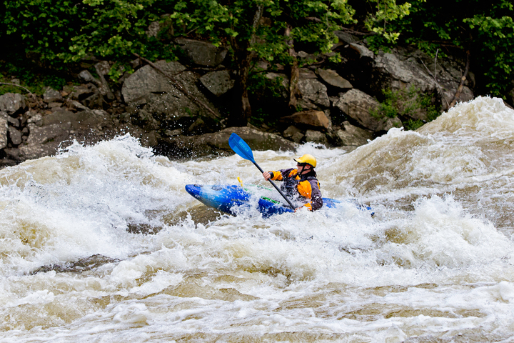 Kayaker navigates Gauley River whitewater
