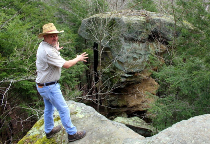 Devils Tea Table WV David Sibray visits the Devil's Teatable at Little Creek Park in South Charleston, West Virginia.