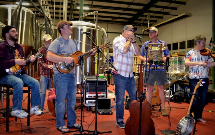 That High Country Revival plays Greenbrier Valley Brewing Co.