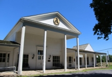 The center hall at Arthurdale , West Virginia