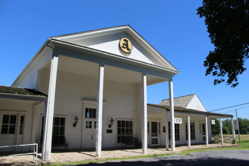 The center hall at Arthurdale , West Virginia