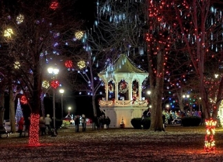 Holiday light displays near Point Pleasant, West Virginia, are attracting visitors to this scenic section of the Ohio Valley.