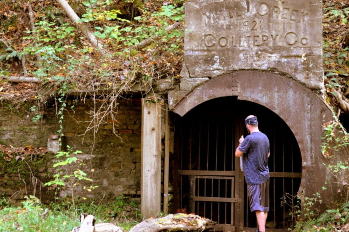 Opening-at-mine-near-Ansted-WV