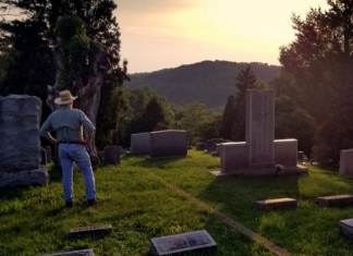 Did the legendary Mothman first appear in the trees above a cemetery at Clendenin, West Virginia?