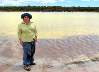Benison investigates an acidic salt lake in Western Australia.