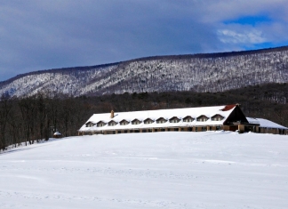 Great Cacapon Mountain rises behind Cacapon State Park Lodge on a winter day. (Photo courtesy W.Va. Dept. of Commerce)