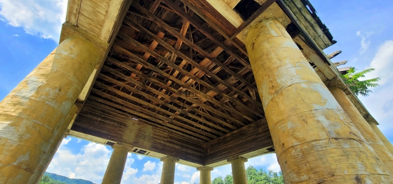 The roof of the current pavilion at Blue Sulphur Springs will be replaced. 