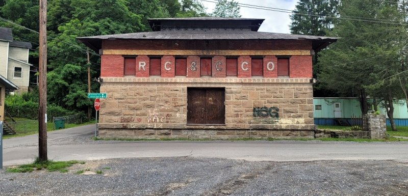 The powerhouse for the Raleigh Coal & Coke Co. provided electric power to the community of Raleigh and its mines.