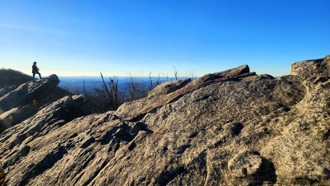 Hanging Rock On Peters Mountain