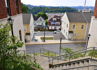 Off campus housing in Morgantown WV