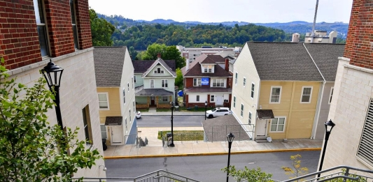 Off campus housing in Morgantown WV