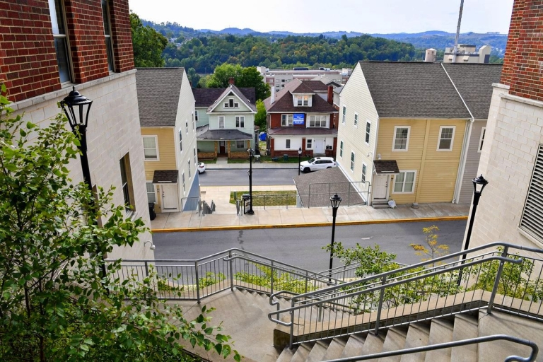 Six tips for West Virginia students searching for off-campus housing