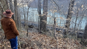 CO Railroad below Beury Monument