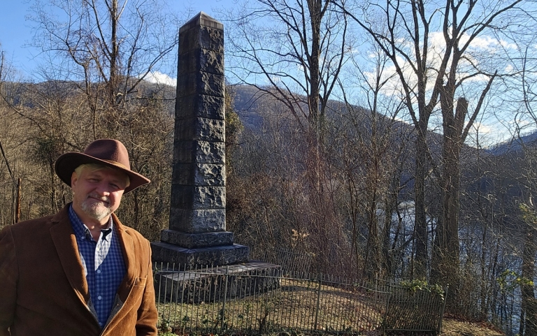 Monument to coal baron in W.Va. hidden deep within New River Gorge