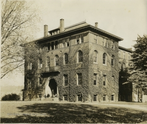 Ivy-covered Chitwood Hall flanks Woodburn Circle on the north.