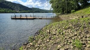 Beaches of broken brick line the Ohio River in Brickyard Bend. (Photo by David Sibray)